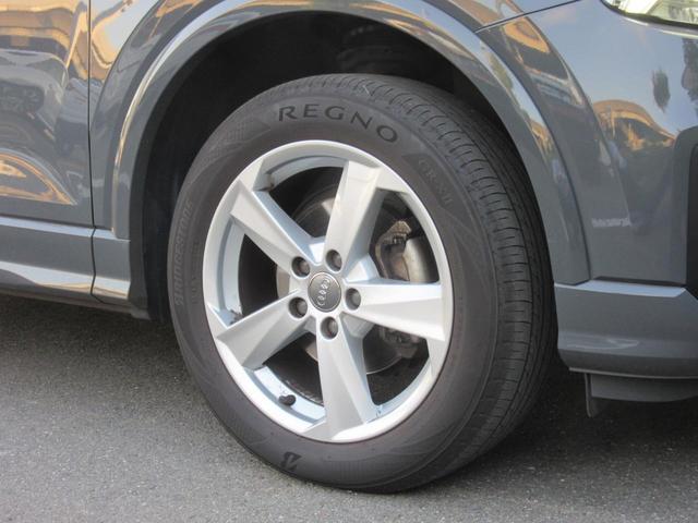 Ｑ２ ３０ＴＦＳＩスポーツ　コンフォートパッケージ・ＬＥＤヘッドライト・電動テールゲート・ナビゲーション・バーチャルコクピット・１７インチアルミホイール・シートヒーター（11枚目）