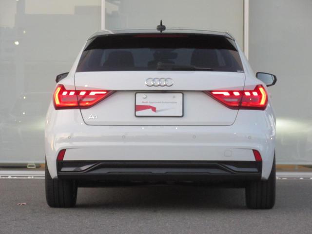 Ａ１スポーツバック ２５ＴＦＳＩ　アドバンスド　ワンオーナー　コントラストルーフ　スマートフォンインターフェース　コンビニエンスアシスタンスパッケージ　ナビゲーションパッケージ（8枚目）