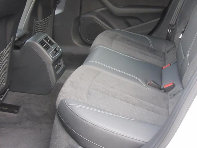 Ａ４アバント ３５ＴＦＳＩ　Ｓライン　ツーオーナー・タッチレスポンス付ＭＭＩナビゲーション・マトリクスＬＥＤヘッドライト・リアダイナミックウィンカー・カープレイ・アンドロイドオート・追突予防・レーンアシスト・サイドアシスト（18枚目）