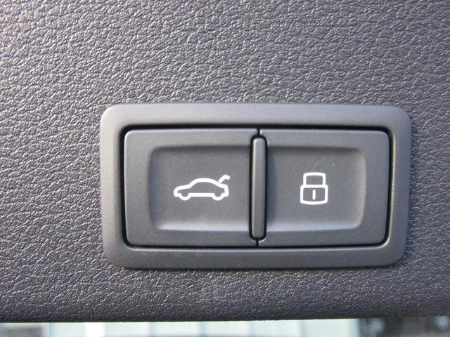 �J�������Ⴍ�ݒ肳��Ă���̂ŁA�ו��̐ς݉��낵���X���[�Y�ɍs���܂��B�X�ɕ����|�����A�V�[�g�̗̍p�ŃV�[�g�̃o�b�N���X�g��|���ƁA�傫�������ו����ςݍ��߂܂��B