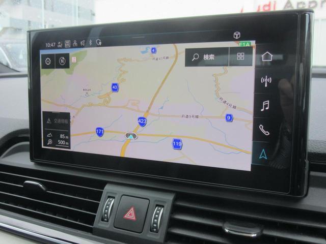 �l�ԍH�w�Ɋ�Â��Đ݌v���ꂽ�@�\�I�ȃR�N�s�b�g�͏�ɑO���̓��ɏW���ł��鑀�����񋟂��܂�