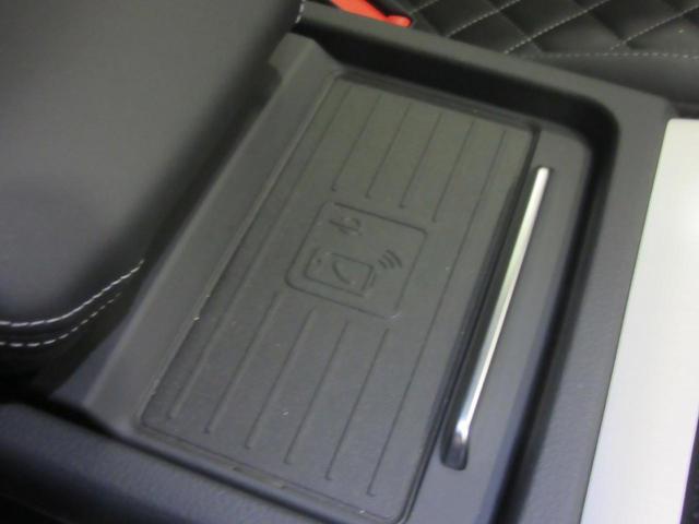 Ｑ５スポーツバック ４０ＴＤＩクワトロ　Ｓライン　デモカー・ＳラインダイナミックエディションＰ・コンフォートＰ・パノラマサンルーフ・ＴＶ・２０ＡＷ・ダンピングコントロールサス・ファインナッパレザー・マトリクスＬＥＤ（20枚目）