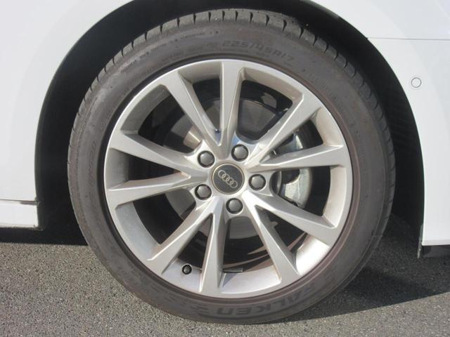 �S�ԗ��ɕW�������̏����A���~�z�C�[���́A�����Ȃ�ł͂̃o�����X�̗ǂ��f�U�C���ƁA���s���萫�����y���ݒ����܂��B