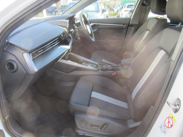 �����ł߂Ńz�[���h���̍����V�[�g�B�������𑖂�Α���قǁA���̐^������������܂��B