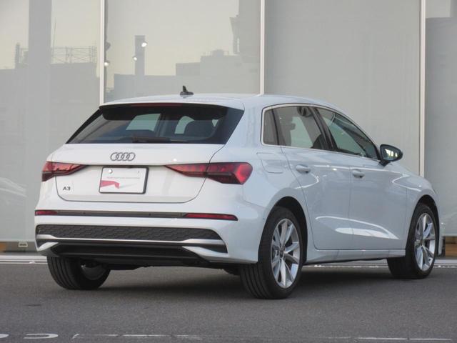 �P�O�O���ڂɋy�Ԃ��[�ԑO�̓_��������p�����I���O���̃N���[�j���O���S�Ԏ{�H�v���܂��B�X�ɑS�����K�f�B�[���[�Ή��̂P�N�ԁE���s�����������̔F�蒆�Îԕۏؕt���I