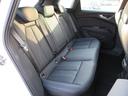 ホールド性が高く、ほどよく固いリアシートは長時間乗車も快適に過ごす事ができます！！