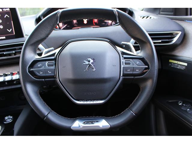 3008 GT ブルーHDi パノラミックサンルーフ アップルカープレイ&アンドロイドオート 追従式クルーズコントロール メモリー機能付き電動シート シートヒーター マッサージ機能付き フロント&リア障害物センサー バックカメラ(7枚目)