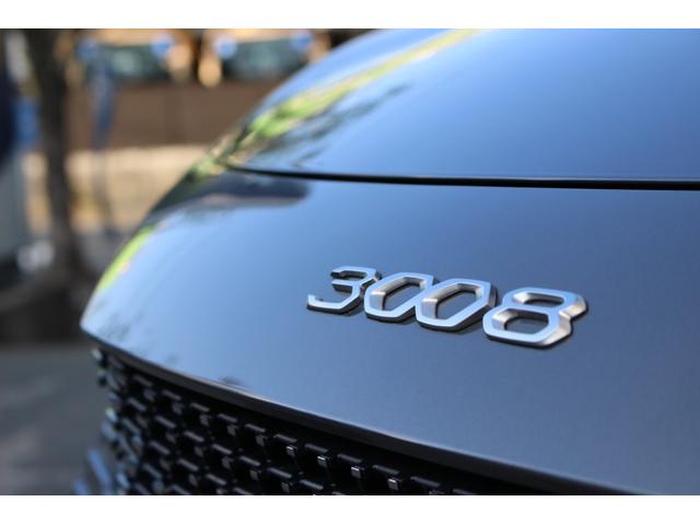 3008 GT ブルーHDi パノラミックサンルーフ アップルカープレイ&アンドロイドオート 追従式クルーズコントロール メモリー機能付き電動シート シートヒーター マッサージ機能付き フロント&リア障害物センサー バックカメラ(18枚目)