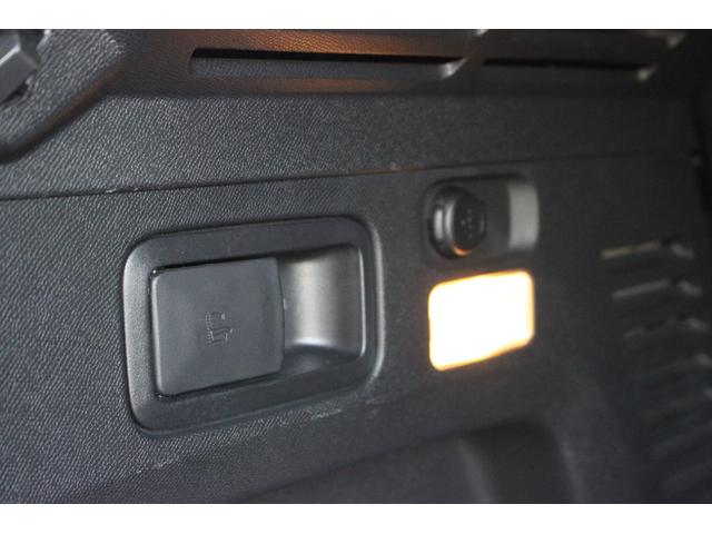 3008 GT ブルーHDi パノラミックサンルーフ アップルカープレイ&アンドロイドオート 追従式クルーズコントロール メモリー機能付き電動シート シートヒーター マッサージ機能付き フロント&リア障害物センサー バックカメラ(51枚目)