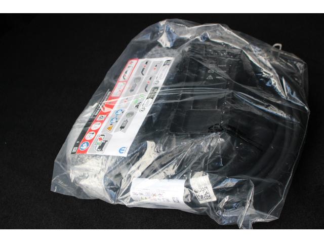 ４０８ ＧＴプラグインハイブリッド　プラグインハイブリッド　アップルカープレイ＆アンドロイドオート　シートヒーター　マッサージ機能付きフロントシート　ハンドルヒーター　フロント＆リア障害物センサー（46枚目）