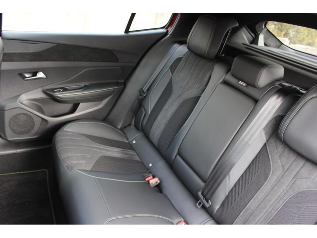 ４０８ ＧＴプラグインハイブリッド　プラグインハイブリッド　アップルカープレイ＆アンドロイドオート　シートヒーター　マッサージ機能付きフロントシート　ハンドルヒーター　フロント＆リア障害物センサー（68枚目）