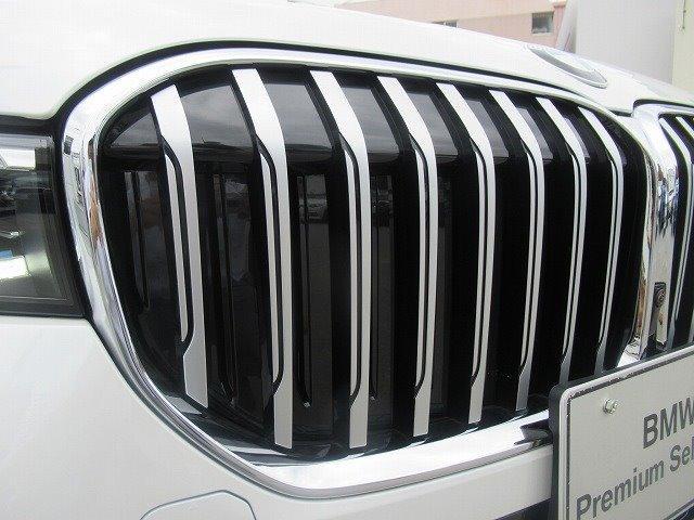 740i Mスポーツパッケージ 弊社デモカー 後期LCIモデル 黒革 ACC Dアシスト リバースアシスト ライブコクピット サンルーフ 20AW レザーダッシュボード トップビューカメラ パーキングアシスト ベンチレーションシート(64枚目)