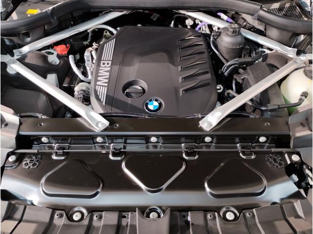 X7 xDrive 40d Mスポーツ ワンオーナー スカイラウンジパノラマサンルーフ 保温保冷カップホルダー アクティブクルーズコントロール ベンチレーションシート 全方位カメラ 衝突被害軽減ブレーキ(10枚目)