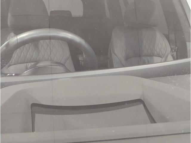 X7 xDrive 40d Mスポーツ ワンオーナー スカイラウンジパノラマサンルーフ 保温保冷カップホルダー アクティブクルーズコントロール ベンチレーションシート 全方位カメラ 衝突被害軽減ブレーキ(18枚目)