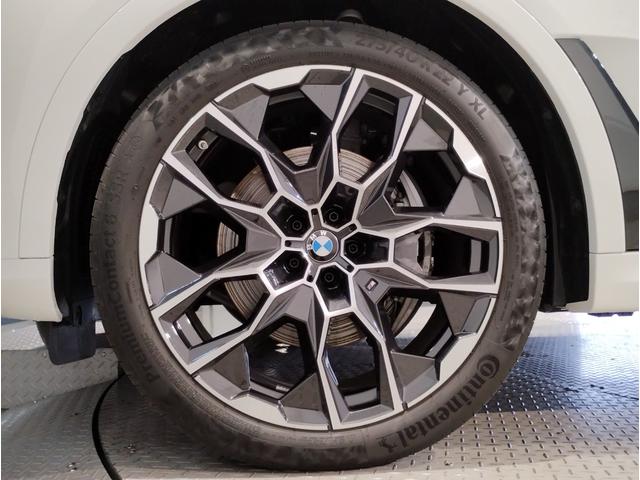 X7 xDrive 40d Mスポーツ ワンオーナー スカイラウンジパノラマサンルーフ 保温保冷カップホルダー アクティブクルーズコントロール ベンチレーションシート 全方位カメラ 衝突被害軽減ブレーキ(22枚目)