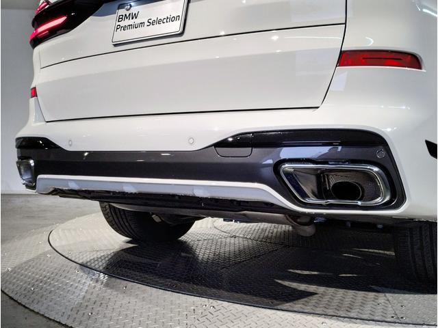 X7 xDrive 40d Mスポーツ ワンオーナー スカイラウンジパノラマサンルーフ 保温保冷カップホルダー アクティブクルーズコントロール ベンチレーションシート 全方位カメラ 衝突被害軽減ブレーキ(24枚目)