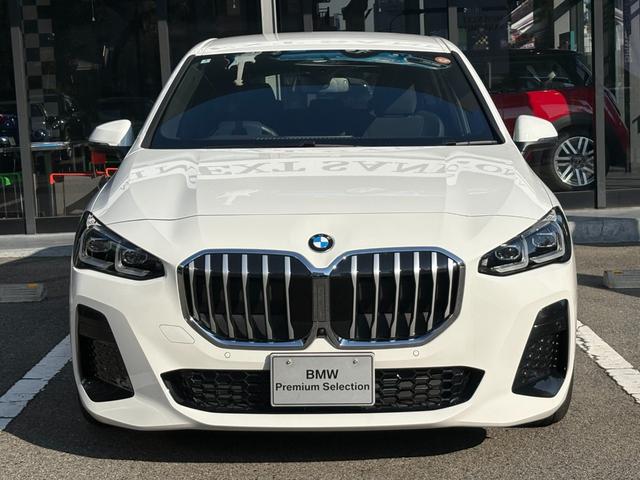 ２シリーズ ２１８ｄアクティブツアラー　Ｍスポーツ　弊社デモレンタカー　ヘッドアップディスプレイ　全周囲カメラ　ＰＤＣセンサー　アクティブクルーズコントロール　レーンアシスト　リバースアシスト　パーキングアシスト　カーブドディスプレイ　シートヒーター（5枚目）