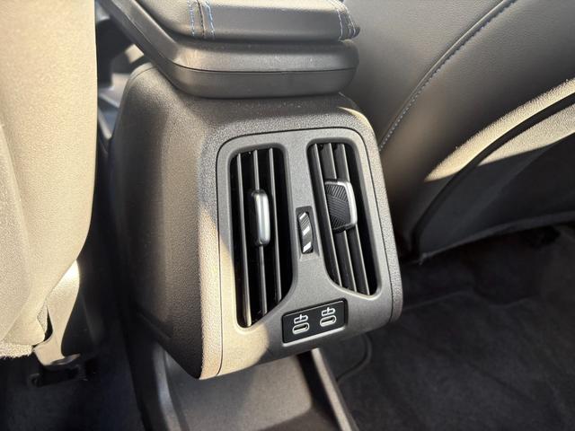 ２シリーズ ２１８ｄアクティブツアラー　Ｍスポーツ　弊社デモレンタカー　ヘッドアップディスプレイ　全周囲カメラ　ＰＤＣセンサー　アクティブクルーズコントロール　レーンアシスト　リバースアシスト　パーキングアシスト　カーブドディスプレイ　シートヒーター（28枚目）