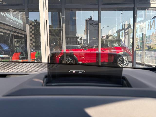 ２シリーズ ２１８ｄアクティブツアラー　Ｍスポーツ　弊社デモレンタカー　ヘッドアップディスプレイ　全周囲カメラ　ＰＤＣセンサー　アクティブクルーズコントロール　レーンアシスト　リバースアシスト　パーキングアシスト　カーブドディスプレイ　シートヒーター（36枚目）