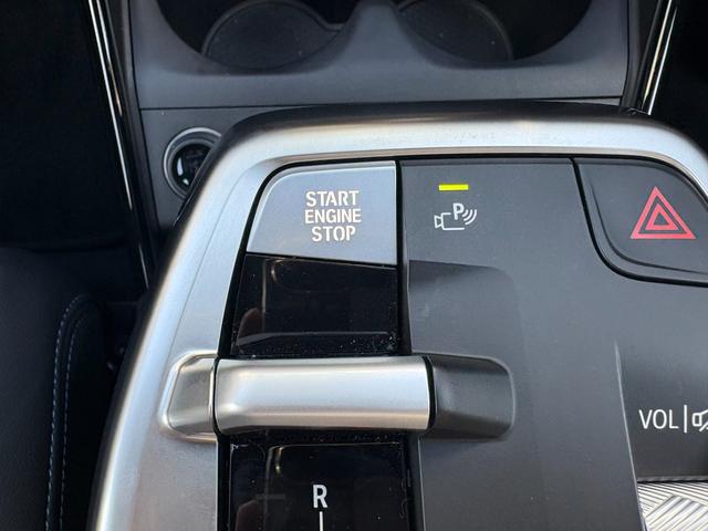 ２シリーズ ２１８ｄアクティブツアラー　Ｍスポーツ　弊社デモレンタカー　ヘッドアップディスプレイ　全周囲カメラ　ＰＤＣセンサー　アクティブクルーズコントロール　レーンアシスト　リバースアシスト　パーキングアシスト　カーブドディスプレイ　シートヒーター（54枚目）