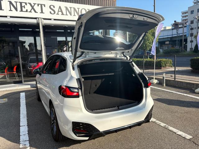 ２シリーズ ２１８ｄアクティブツアラー　Ｍスポーツ　弊社デモレンタカー　ヘッドアップディスプレイ　全周囲カメラ　ＰＤＣセンサー　アクティブクルーズコントロール　レーンアシスト　リバースアシスト　パーキングアシスト　カーブドディスプレイ　シートヒーター（65枚目）