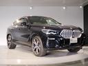 Ｘ６ ｘＤｒｉｖｅ　３５ｄ　Ｍスポーツ　ブラウンコーヒーレザー　アダプティブＭサスペンション　ソフトクローズドア　サンルーフ　ハーマンカードンＳＰ　全周囲カメラ　シートヒーター　２２インチＡＷ　　ＡＣＣ　パドルシフト　禁煙車　地デジ（6枚目）