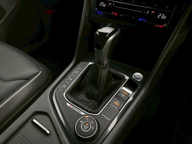 ティグアン ＴＳＩ　４モーション　Ｒライン　弊社顧客様下取車　ＤＣＣパッケージ　アラウンドビューモニター　電動レザーシート　シートヒーター　Ａｐｐ－Ｃｏｎｎｅｃｔ　ＶＷｃｏｎｎｅｃｔ　カープレイ　安全機能　アダプティブクルーズコントロール　ＢＣ（44枚目）