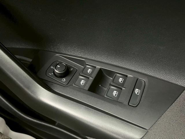 ポロ TSIコンフォートライン デジタルメーター ディスカバーメディア アダプティブクルーズコントロール App-Connect レーンキープシスト フロントアシスト バックカメラ ナビ パークアシスト テクノロジーパッケージ(43枚目)