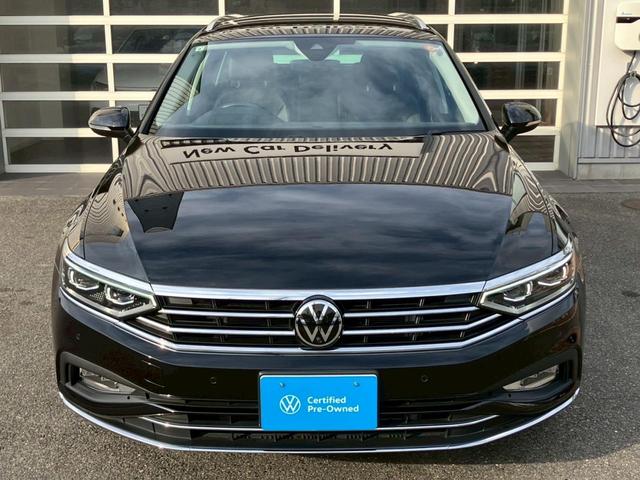 パサートヴァリアント ＴＤＩエレガンスアドバンス　認定中古車　ＩＱ．ＬＩＧＨＴ　シートヒーター　ｗｅ　Ｃｏｎｎｅｃｔ　トラベルアシスト　ＡＣＣ　バックカメラ　アダプティブクルーズコントロール　ナビ　デイライト　レザーシート　レーンチェンジアシスト（5枚目）