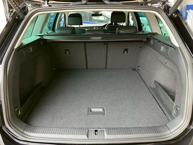 パサートヴァリアント ＴＤＩエレガンスアドバンス　認定中古車　ＩＱ．ＬＩＧＨＴ　シートヒーター　ｗｅ　Ｃｏｎｎｅｃｔ　トラベルアシスト　ＡＣＣ　バックカメラ　アダプティブクルーズコントロール　ナビ　デイライト　レザーシート　レーンチェンジアシスト（14枚目）