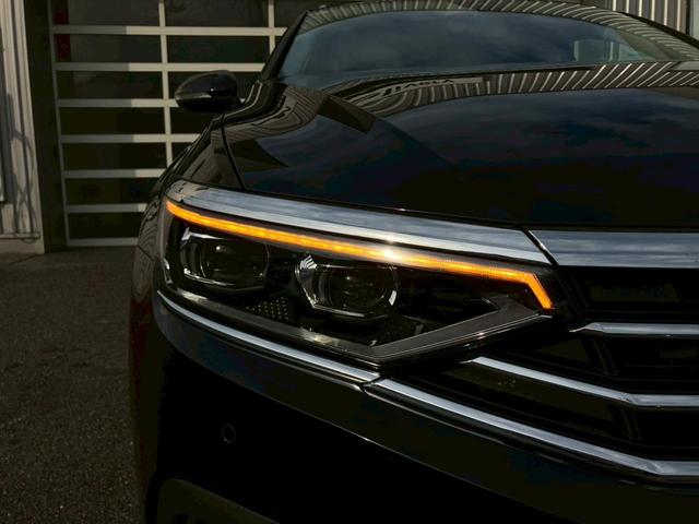 パサートヴァリアント ＴＤＩエレガンスアドバンス　認定中古車　ＩＱ．ＬＩＧＨＴ　シートヒーター　ｗｅ　Ｃｏｎｎｅｃｔ　トラベルアシスト　ＡＣＣ　バックカメラ　アダプティブクルーズコントロール　ナビ　デイライト　レザーシート　レーンチェンジアシスト（40枚目）