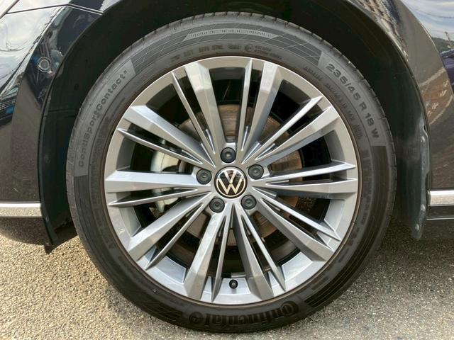 パサートヴァリアント ＴＤＩエレガンスアドバンス　認定中古車　ＩＱ．ＬＩＧＨＴ　シートヒーター　ｗｅ　Ｃｏｎｎｅｃｔ　トラベルアシスト　ＡＣＣ　バックカメラ　アダプティブクルーズコントロール　ナビ　デイライト　レザーシート　レーンチェンジアシスト（48枚目）