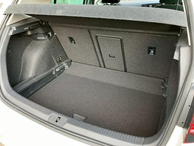ゴルフ TSIハイライン テックエディション 認定中古車一年保証付き 車検整備付き ナビ バックカメラ ACC レーンキープアシスト 地デジチューナー TV Bluetooth ETC デジタルメーター オートホールド(11枚目)