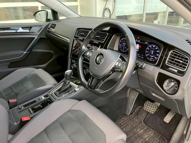 ゴルフ TSIハイライン テックエディション 認定中古車一年保証付き 車検整備付き ナビ バックカメラ ACC レーンキープアシスト 地デジチューナー TV Bluetooth ETC デジタルメーター オートホールド(13枚目)