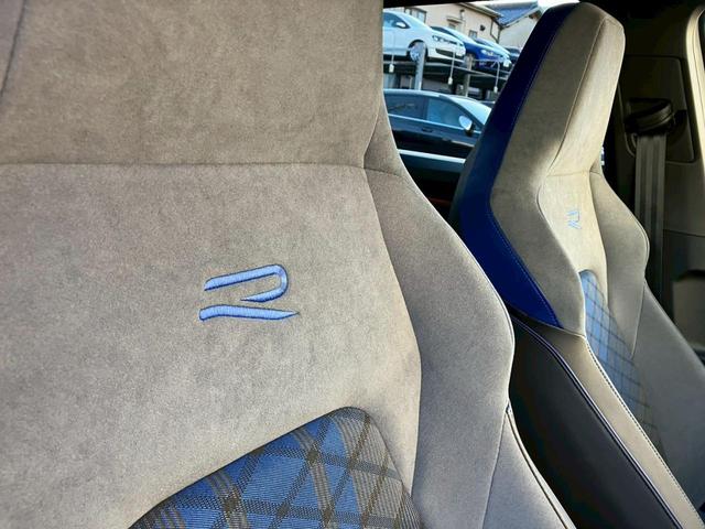 ゴルフＲヴァリアント Ｒ　ＤＣＣ　認定中古車一年保証付き　車検整備付き　ＩＱ．ＬＩＧＨＴ　シートヒーター　トラベルアシスト　ＡＣＣ　バックカメラ　アダプティブクルーズコントロール　ナビ　デイライト　レーンチェンジアシスト（16枚目）