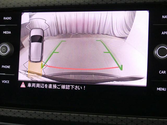 ＴＳＩ　スタイル　ワンオーナー　禁煙車　ＬＥＤライト　オートライト　障害物センサー　バックカメラ　駐車支援　ブラインドスポット　スマートキー　パワーテールゲート　電動格納ミラー　ブレーキアシスト　レーンキープアシスト(7枚目)