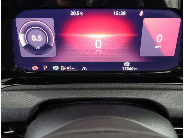 ゴルフGTI ベースグレード ワンオーナー 禁煙車 ACC LEDライト オートライト アンビエントライト パドルシフト 障害物センサー バックカメラ オートホールド ブラインドスポット 電動格納ミラー ブレーキアシスト(5枚目)