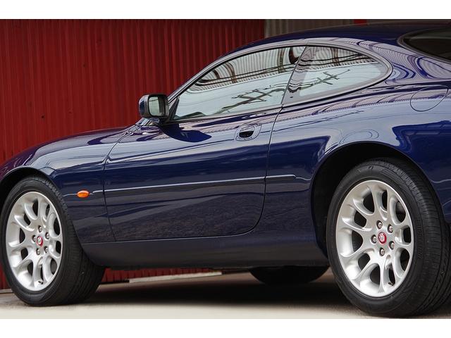 ＸＫ ＸＫＲ　実走行３．４万ｋｍ　フルオリジナル　純正１８インチＡＷ　　取扱説明書　整備手帳　記録簿　スペアキー　天井垂れなし　クルーズコントロール　ＲＥＧＮＯ　ＧＲ－ＸＩＩ（5枚目）