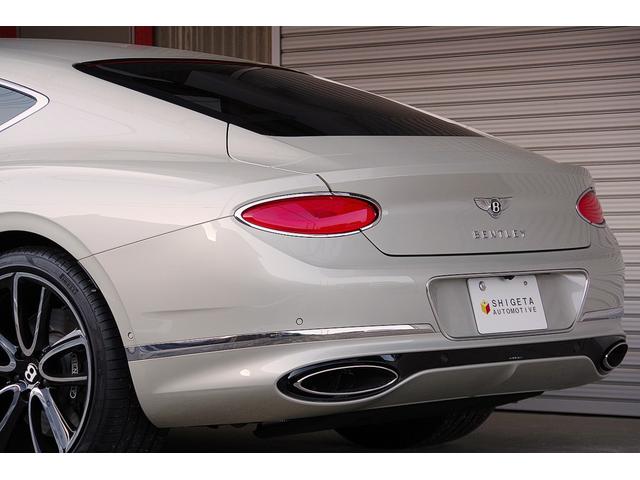 コンチネンタル ＧＴ　当店ユーザー様買取車両　車庫保管　禁煙車　マリナードライビングスペック　シティスペック　ツーリングスペック　純正オプション２２インチＡＷ　コントラストステッチ　ＬＥＤムードライティング（17枚目）