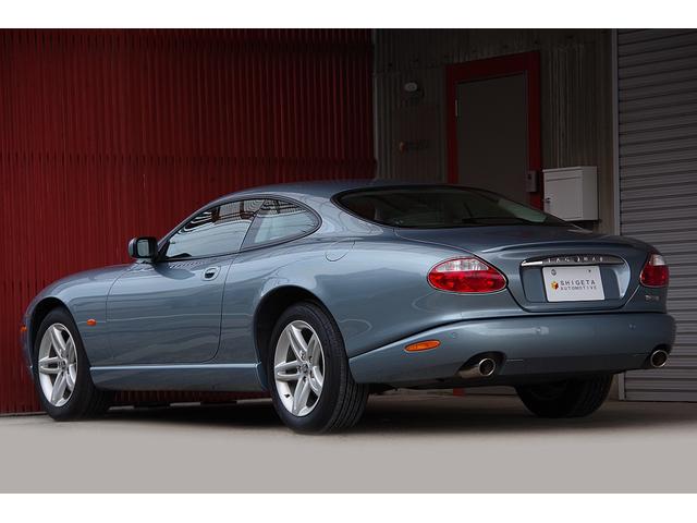 XK XK8 クラシック XK8 クラシック 当店ユーザー様買取車両 X100系最終モデル フルオリジナル 禁煙車 車庫保管車 天井張り直し済み REGNO GR-XII 純正17インチアルミ ドライブレコーダー 整備記録簿(2枚目)