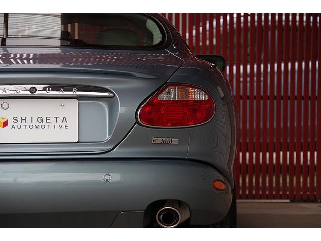 XK XK8 クラシック XK8 クラシック 当店ユーザー様買取車両 X100系最終モデル フルオリジナル 禁煙車 車庫保管車 天井張り直し済み REGNO GR-XII 純正17インチアルミ ドライブレコーダー 整備記録簿(18枚目)