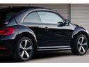 ザ・ビートル ターボ　クールスターパッケージ　ワンオーナー　禁煙車　ディーラー記録簿　専用１８ＡＷ　専用リアスポイラー　クロームツインエキゾーストパイプ　３連メーター　プライバシーガラス　純正ナビ　Ｂカメラ　スマートキー（6枚目）