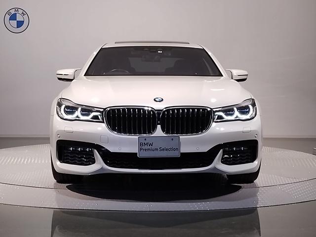740i Mスポーツ サンルーフ リアエンターテイメント Bowers & Wilkinsサウンド レーザーライト 直列6気筒 マッサージシート ステアリングヒーター モカレザーシート シートエアコン ヘッドアップD(6枚目)