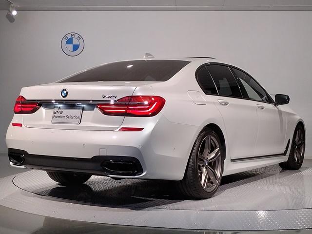 740i Mスポーツ サンルーフ リアエンターテイメント Bowers & Wilkinsサウンド レーザーライト 直列6気筒 マッサージシート ステアリングヒーター モカレザーシート シートエアコン ヘッドアップD(11枚目)