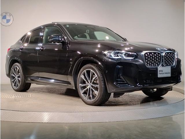 Ｘ４ ｘＤｒｉｖｅ　２０ｄ　Ｍスポーツ　後期モデル　パノラマサンルーフ　ハーマンカードンスピーカー　２０インチＡＷ　サンプロテクションガラス　ブラックレザー　アクティブクルーズコントロール　全周囲カメラ　アンビエントライト　元レンタカー（7枚目）