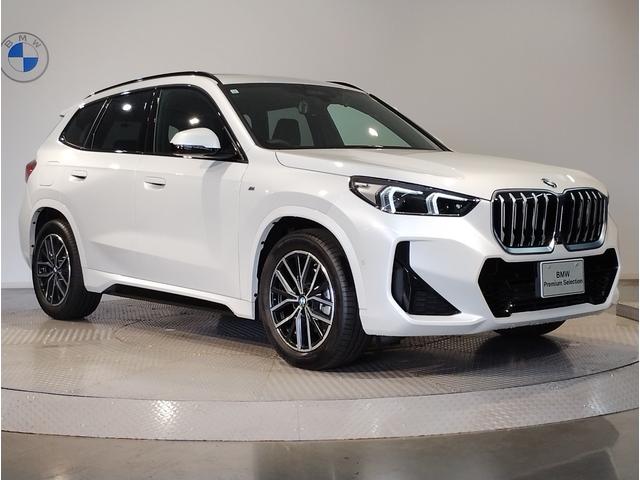 Ｘ１ ｘＤｒｉｖｅ　２０ｉ　Ｍスポーツ　ワンオーナー　パノラマサンルーフ　アクティブクルーズコントロール　カーブドディスプレイ　パーキングアシストプラス　　電動トランク　電動シート　ヘッドアップディスプレイ　シートヒーター（7枚目）
