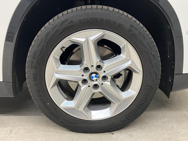 Ｘ１ ｘＤｒｉｖｅ　２０ｄ　ｘライン　弊社デモカー　ヴェガンザブラックレザー　アクティブクルーズコントロール　ヘッドアップディスプレイ　全周囲カメラ　ＰＤＣセンサー　１８インチＡＷ　シートヒーター　カーブドディスプレイ　アンビエントライト（25枚目）