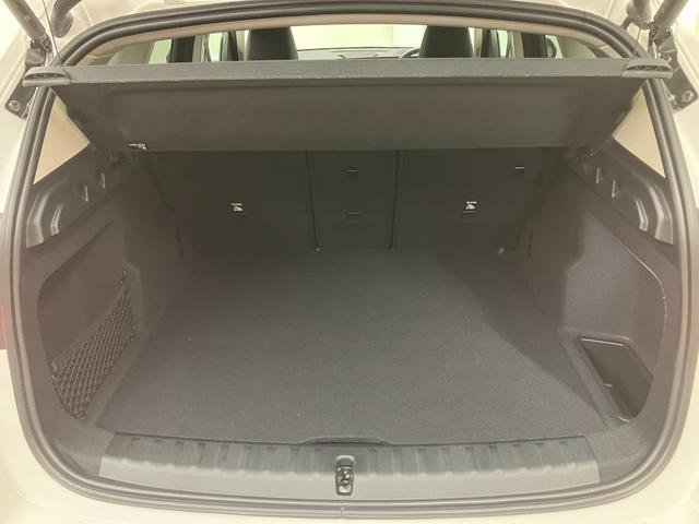 Ｘ１ ｘＤｒｉｖｅ　２０ｄ　ｘライン　弊社デモカー　ヴェガンザブラックレザー　アクティブクルーズコントロール　ヘッドアップディスプレイ　全周囲カメラ　ＰＤＣセンサー　１８インチＡＷ　シートヒーター　カーブドディスプレイ　アンビエントライト（37枚目）