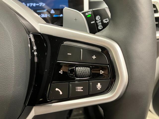 ３シリーズ ３１８ｉツーリング　Ｍスポーツ　弊社デモカー　２ｎｄＬＣＩモデル　Ｄ型ハンドル　アクティブクルーズコントロール　ヘッドアップディスプレイ　電動リアゲート　１８インチＡＷ　カーブドディスプレイ　パドルシフト　アンビエントライト（52枚目）