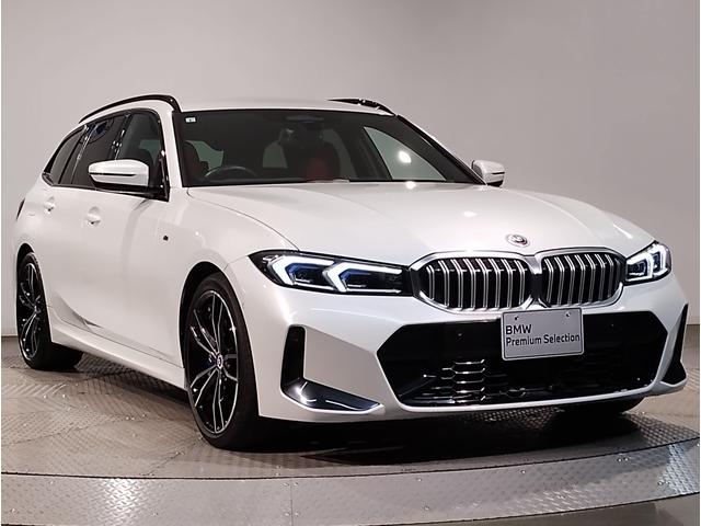 ３シリーズ ３２０ｄ　ｘＤｒｉｖｅツーリング　Ｍスポーツ　インディビジュアルフィオナレッドレザー　ファストトラックＰＫＧ　コンフォートＰＫＧ　１９インチＡＷ　Ｍサスペンション　Ｍスポーツブレーキ　ＨｉＦｉスピーカー　ヘッドアップディスプレイ　元レンタカー（7枚目）
